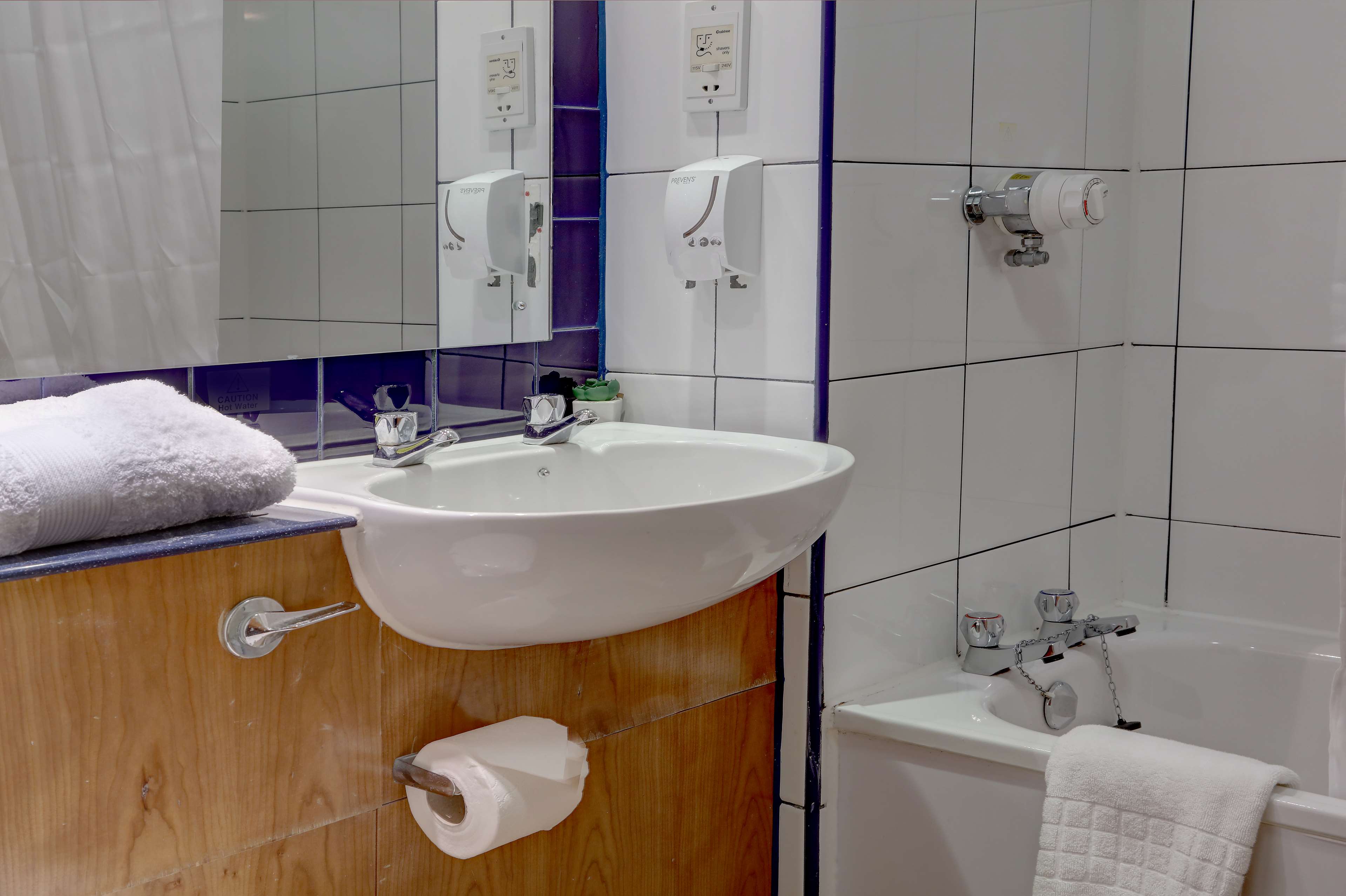 Plaza Chorley, Sure Hotel Collection by Best Western - Tap to explore photos