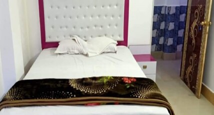 S M Villa Room Type - Deluxe Room