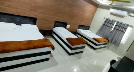 Hotel Kamala Sadana Room Type - FIVE BED  FAMILY NON AC ROOM