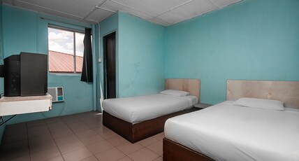Hotel O Gold Star Hotel Room Type - Deluxe Twin