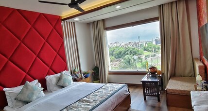 HOTEL RICH GRAND NEAR TAJ MAHAL Room Type - Executive Room HOTEL RICH GRAND NEAR TAJ MAHAL Room Type - Executive Room