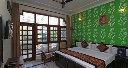 Hotel O Shri Ana Hotel Room Type - Classic