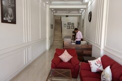 Lakeside Inn Ratanada