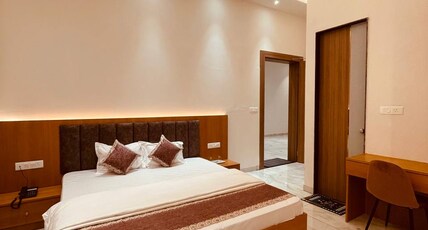 Shree Shivay Room Type - Deluxe Room