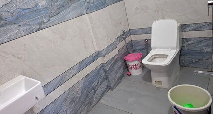 M M Residency Room Type - Deluxe King Bed Room