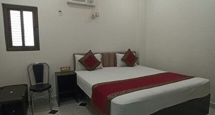 Mahalaxmi home stay Room Type - Bedroom 106