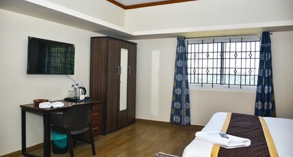 Vibe Inn Kodai Luxe Room Type - Luxury Room