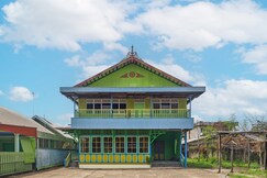 Hotel O Losmen Bahalap Syariah MarabahanNearSiring Marabahan (Ulek Barito)