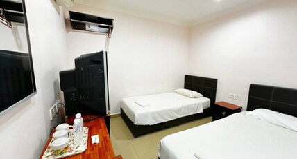 Hotel O Tasik Utama Room Type - Standard Triple
