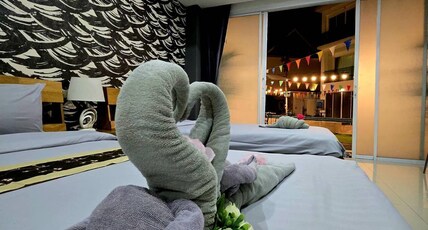 Cozy Resort - A Boutique Hotel Room Type - Premium Pool Side room Triple room (1king bed +1 single bed) Cozy Resort - A Boutique Hotel Room Type - Premium Pool Side room Triple room (1king bed +1 single bed)