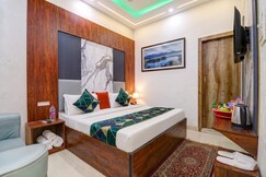 Address of Golden Key Residency - Vikas Puri