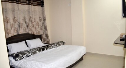 HOTEL ISHWAR RESIDENCY Room Type - Premium Room AC