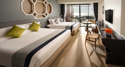 Avista Grande Phuket Karon - MGallery Room Type - Premier Family Room, Sea View, 1 King Bed and 1 Queen Bed, Balcony Avista Grande Phuket Karon - MGallery Room Type - Premier Family Room, Sea View, 1 King Bed and 1 Queen Bed, Balcony