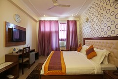 SKS Excel Inn.