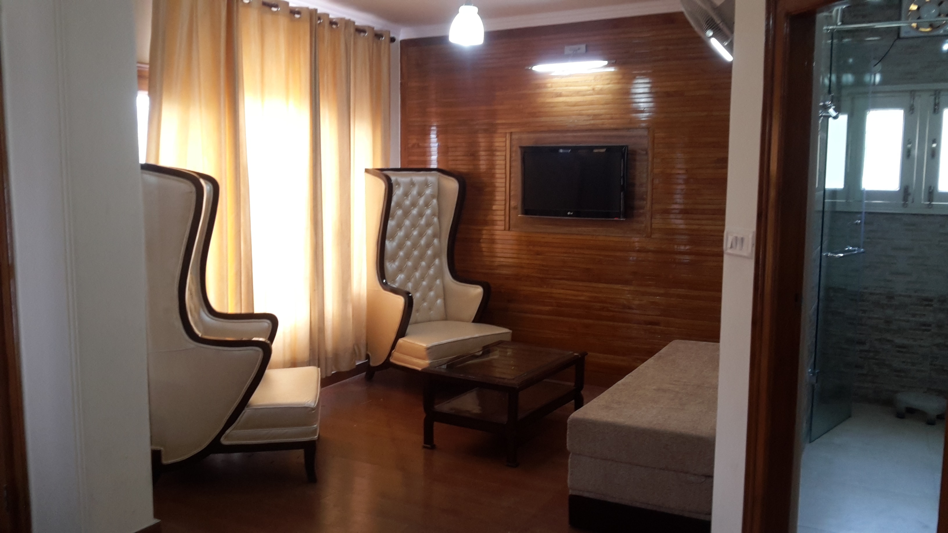 Hotel Aggarwal Regency - Tap to explore photos