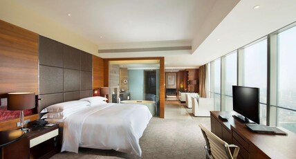 Hilton Shijiazhuang Room Type - KING HILTON EXECUTIVE PLUS