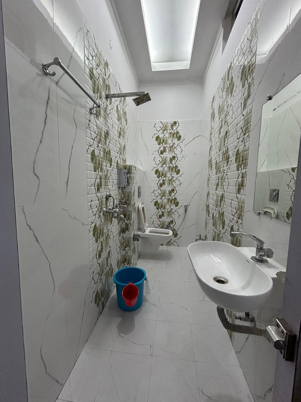 Radha Ratna - Tap to explore photos