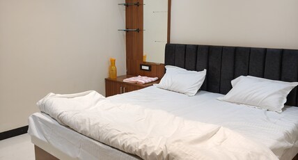 Hotel Larya Room Type - Deluxe Double Bed Room