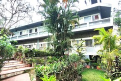 Hotel Rising Sun Retreat