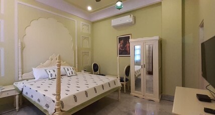 Raj Rajeshwari Haveli - A Heritage Hotel Room Type - Queen Room