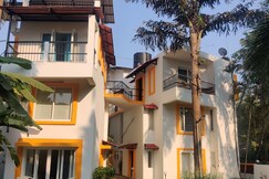 Jungle Hut- Annabelles Beach Apartments at Bernard Simao Calangute