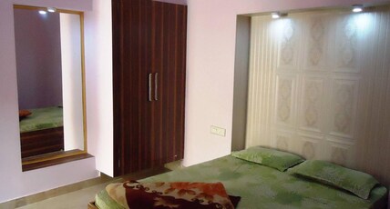 Hotel Chandra Room Type - Deluxe A.C. Room