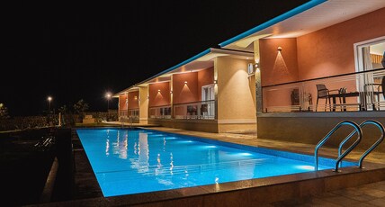 Anand Agro Resort. Room Type - Executive Vally View Cottages 