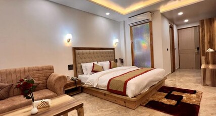 Ushma Wellnes Retreat Room Type - Superior Deluxe Room with Mountain View Ushma Wellnes Retreat Room Type - Superior Deluxe Room with Mountain View