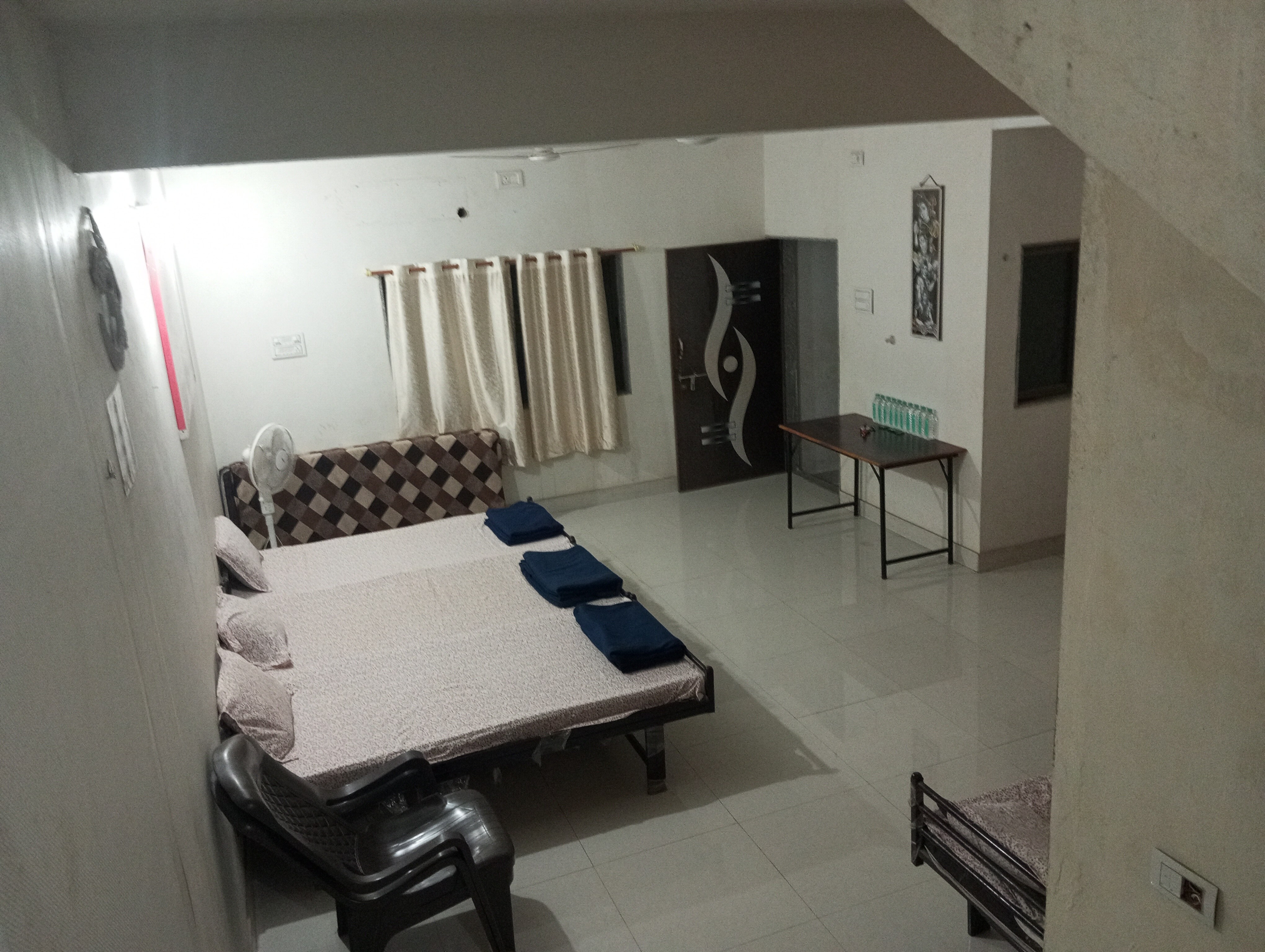 Dwarka Bungalow Only Family - Tap to explore photos