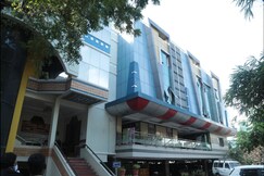 Hotel Selvies,Thiruvarur