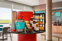 avid hotel Lancaster