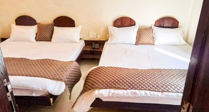 Hotel Shivapriyaa Room Type - Family Room