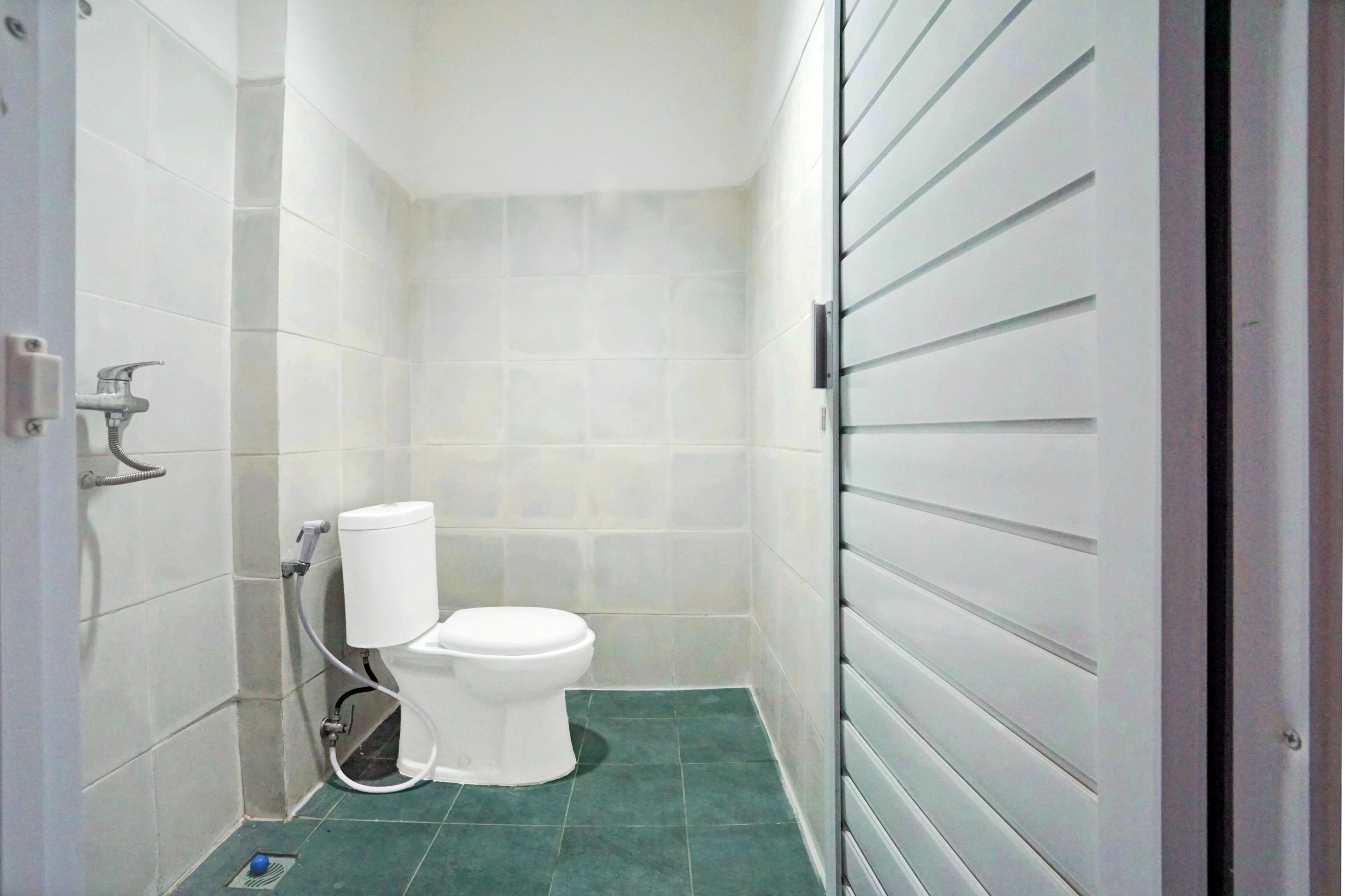 Hotel O Nawangwulan - Tap to explore photos