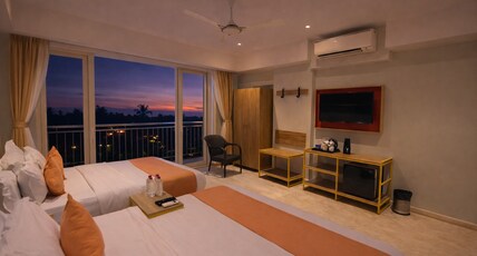 Phoenix Unmatched Comfort - Hotel Near Fateh Sagar Lake Room Type - Family Room