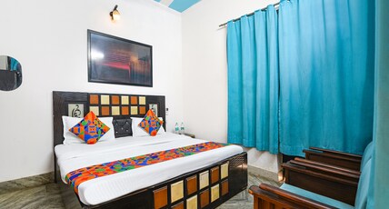 FabHotel Decent Room Type - Deluxe Room