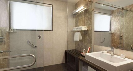 Ramada by Wyndham Ahmedabad Room Type - 1 Double Bed, Smoking Room