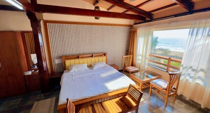 SUNSET SANDS Room Type - Family Room with Sea view SF