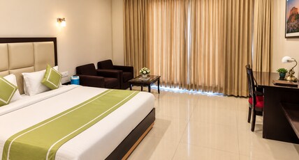 Chandra Grand Room Type - Deluxe