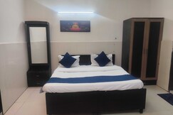 Hotel O Shubham Palace