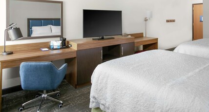 Hampton Inn by Hilton Portage Room Type - 2 QNS HEARING ACC NOSMOK