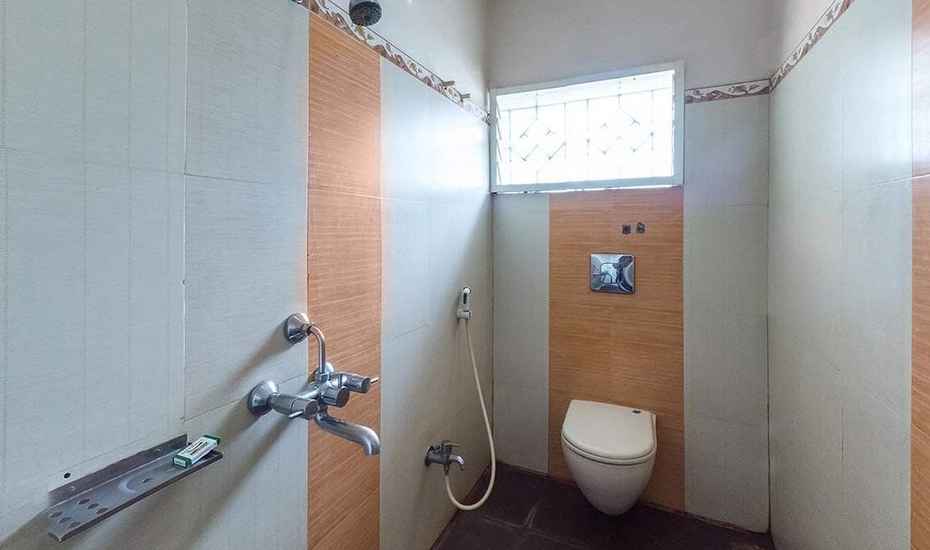 HOTEL JAGADEESWARI - Tap to explore photos