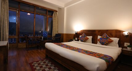 Hotel Surabhi Room Type - Deluxe Room