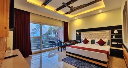 Wonder Hill Room Type - FAMILY SUITE MOUNTAIN VIEW( 2 Interconnected room with Pvt. Balcony)