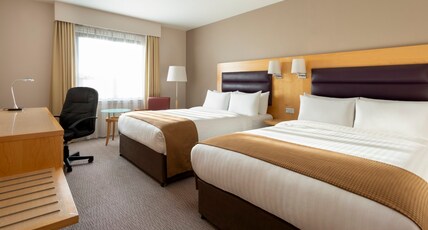 Holiday Inn Brentford Lock Room Type - 2 Double Standard