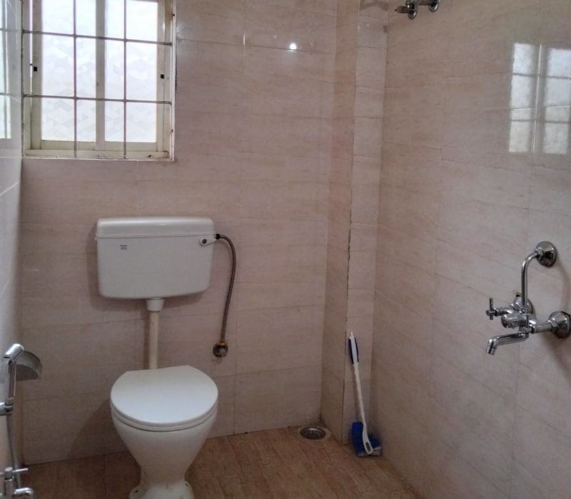 A-STAY - Tap to explore photos