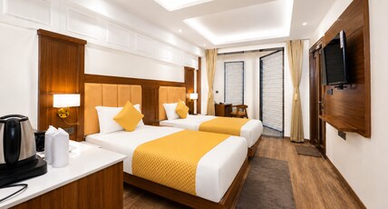 Hotel Ardmore Hills Room Type - Superior room twin bed with city view
