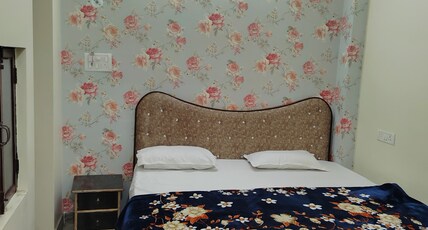 Pinaki guest house Room Type - Shri Ganesh (2nd Floor)