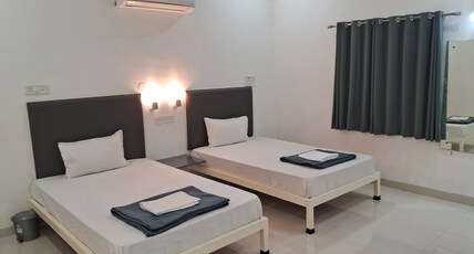 Hotel Gulati Suites Room Type - EXECUTIVE SUITE