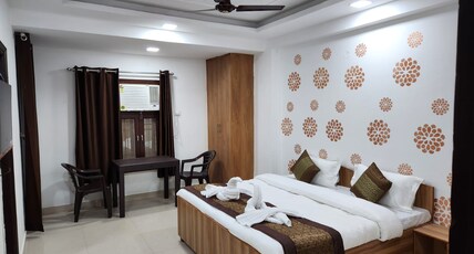 Yashobhoomi Stay Inn Room Type - Standard room