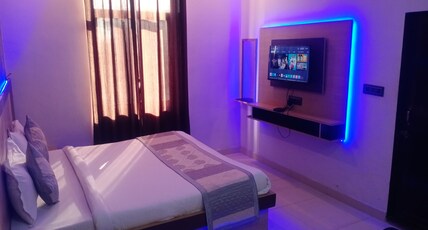 Hotel Birla palace Room Type - Deluxe Room